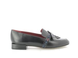 Mocassin noir avec noeud en tissu ethnique